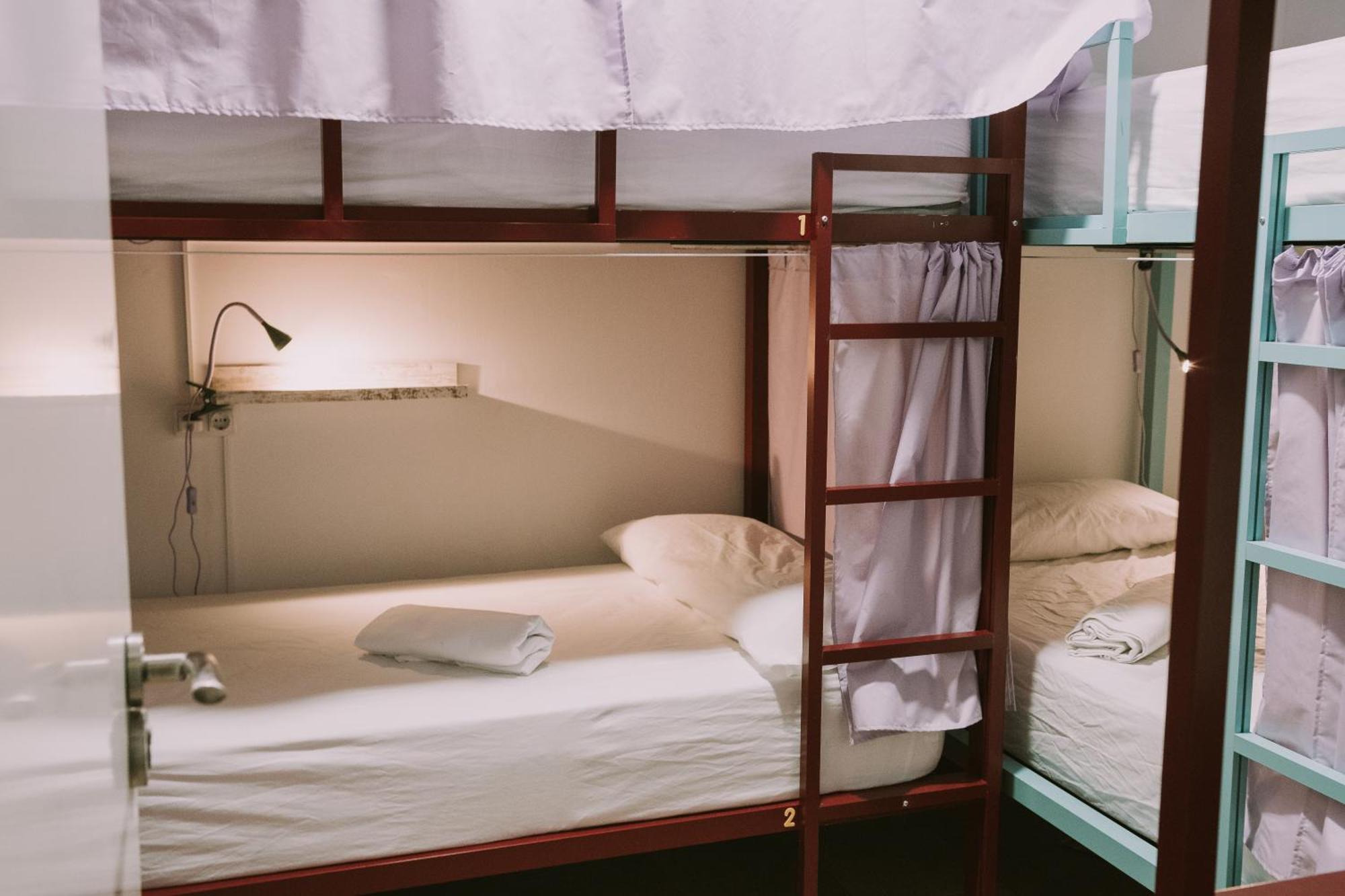Kite & Surf Nomad House Hostel *
